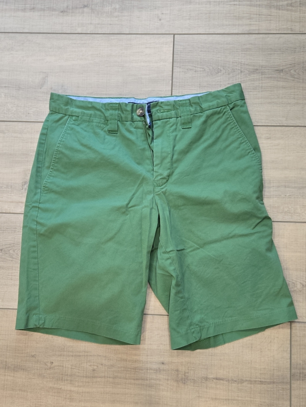 Tommy Hilfiger Green Flat-Front Men's Shorts